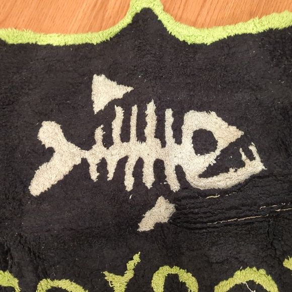 2 bathroom carpets - Picture 4 of 5